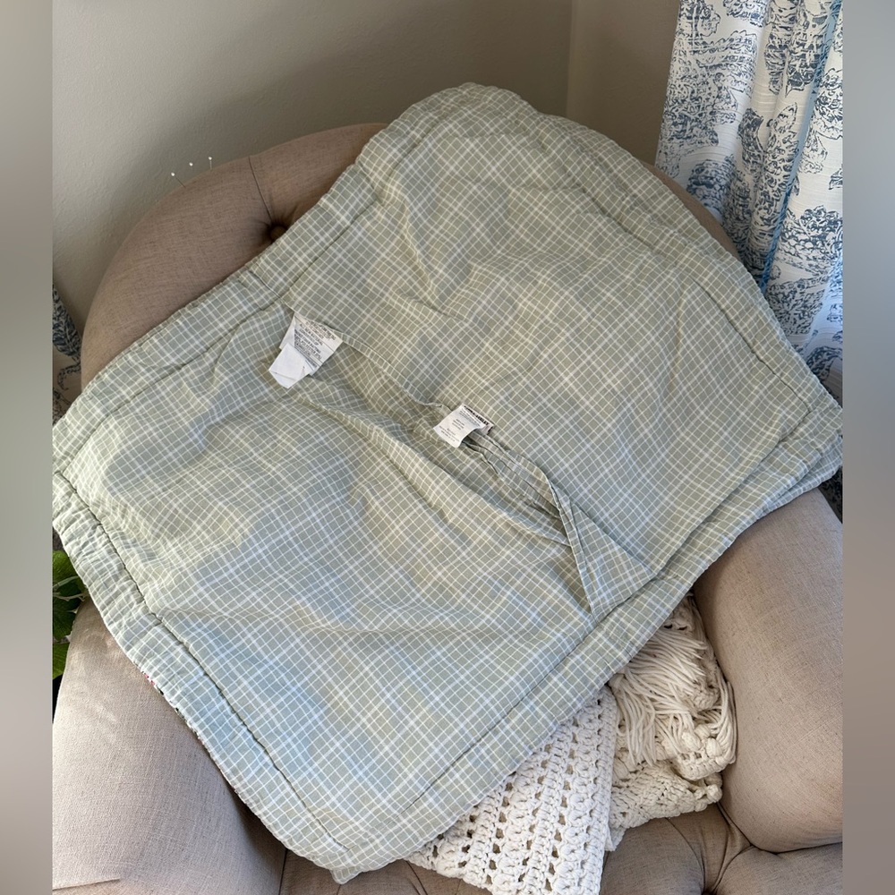 Vintage Laura Ashley raspberry/green plaid print quilted pillow shams - Picture 4 of 10